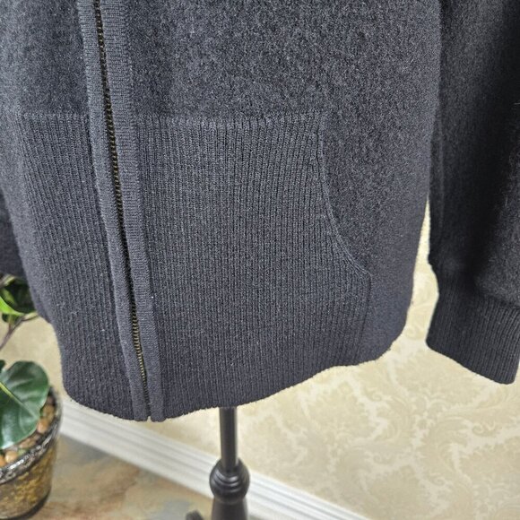 Real Clothes Size Medium 100% Wool Black Zip Front Jacket with Attached Hood - Picture 4 of 12